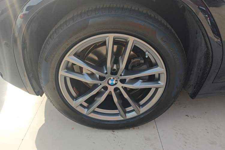 Used BMW X3 2021 Facelift xDrive28i M Sport Package Left Front Wheel Hub