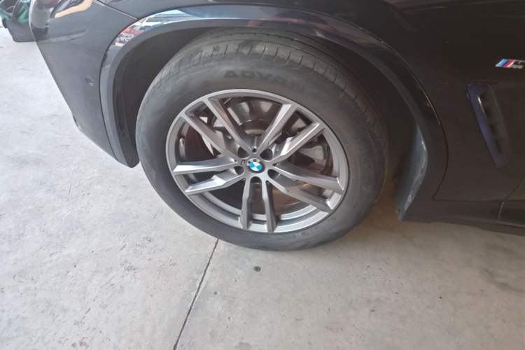 Used BMW X3 2021 xDrive28i M Sport Package Left Front Wheel Hub