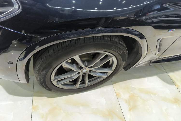 Used BMW X3 2021 Facelift xDrive28i M Sport Package Left Front Wheel Hub