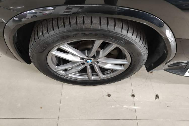 Used BMW X3 2021 xDrive25i M Sport Package Left Front Wheel Hub