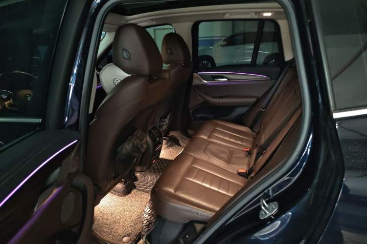 Used BMW X3 2021 xDrive28i M Sport Package Left Rear Seat