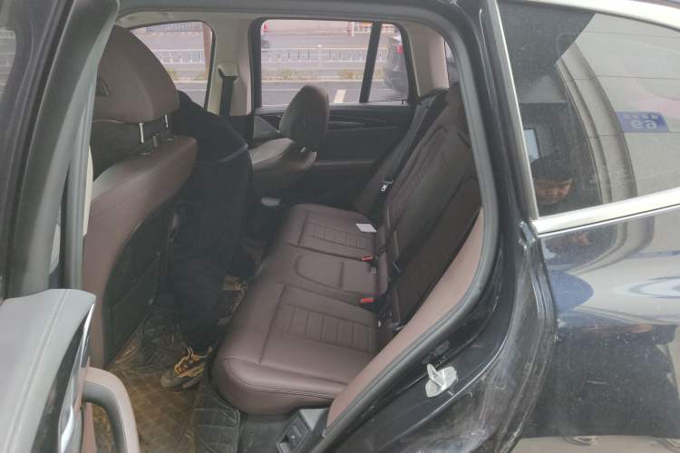 Used BMW X3 2021 xDrive25i M Sport Package Left Rear Seat