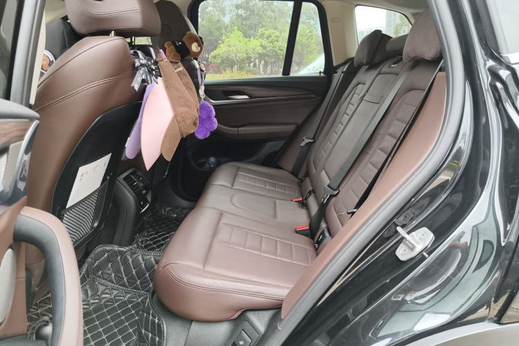 Used BMW X3 2021 xDrive28i Luxury Package Left Rear Seat