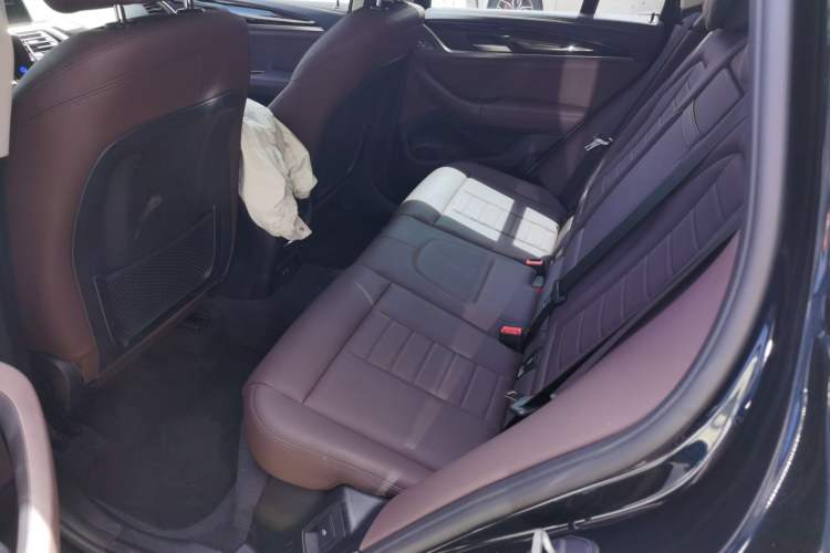 Used BMW X3 2021 Restyled xDrive25i M Sport Package Left Rear Seat
