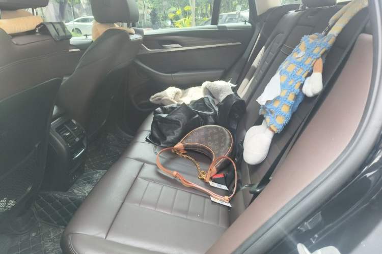 Used BMW X3 2021 xDrive28i M Sport Package Left Rear Seat