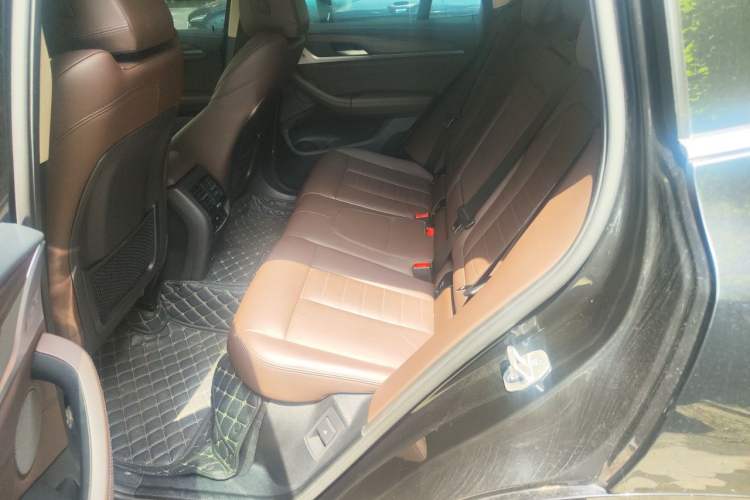 Used BMW X3 2021 xDrive28i M Sport Package Left Rear Seat