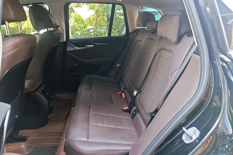 Used BMW X3 2021 xDrive25i Luxury Package Left Rear Seat