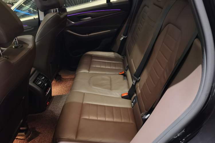 Used BMW X3 2021 xDrive28i M Sport Package Left Rear Seat