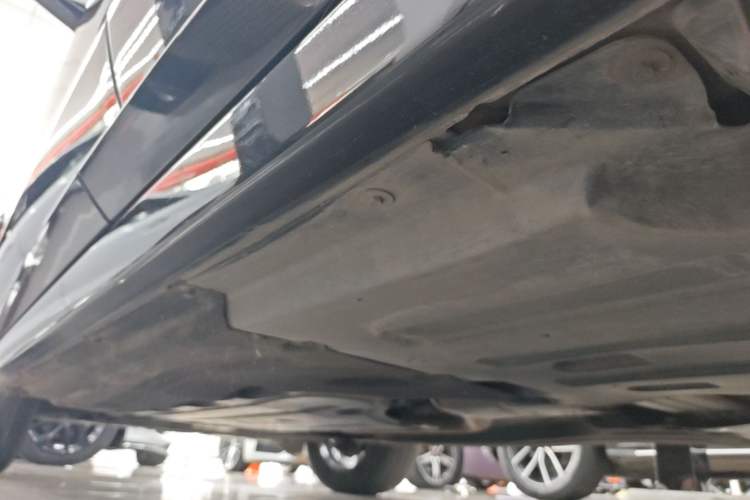 Used BMW X3 2021 Facelift xDrive25i Luxury Package Left Side Sill
