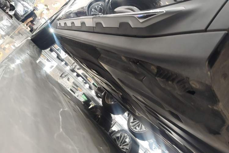Used BMW X3 2021 Restyled xDrive25i M Sport Package Left Side Sill