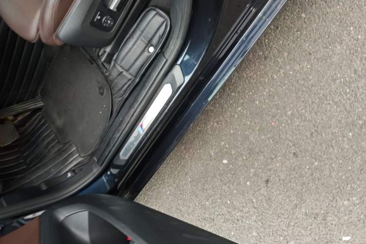 Used BMW X3 2021 Facelift xDrive28i M Sport Package Left Side Sill