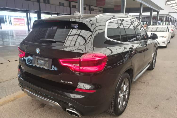 Used BMW X3 2021 xDrive28i Luxury Package Rear Right 45 Deg