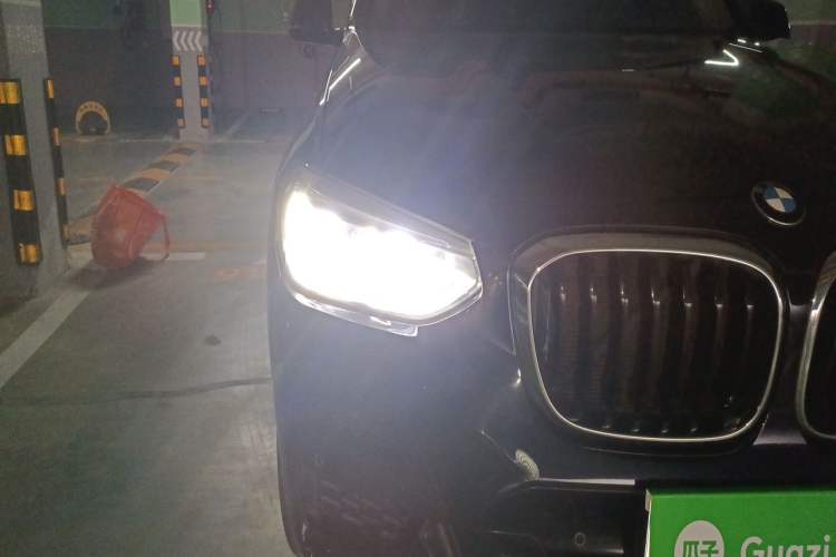 Used BMW X3 2021 xDrive28i M Sport Package Right Front Headlight