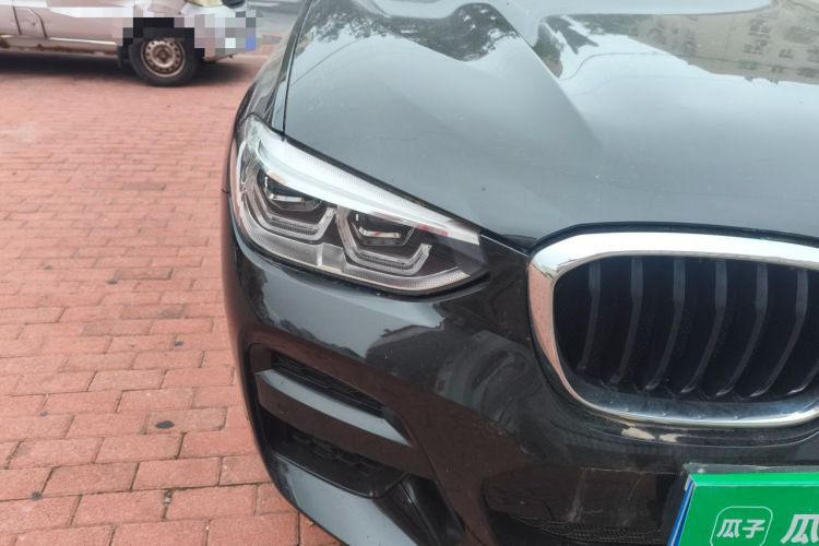 Used BMW X3 2021 xDrive30i Luxury Model with M Sport Package Right Front Headlight