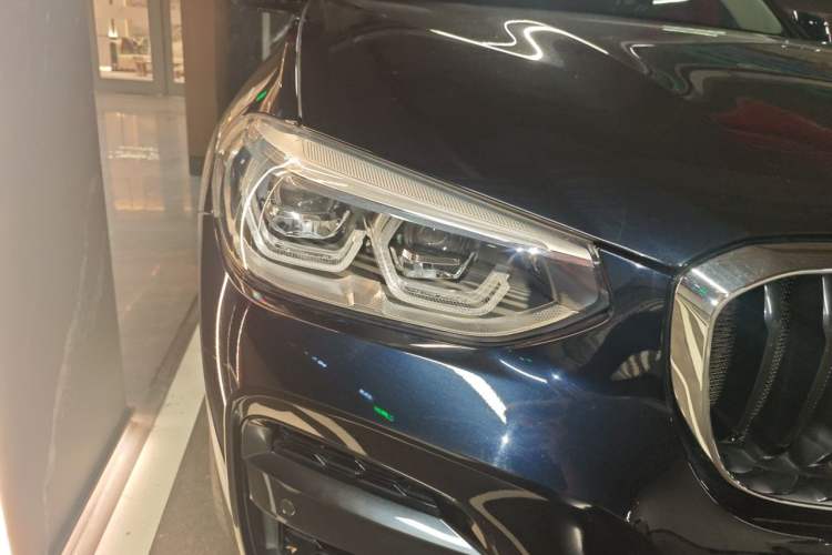 Used BMW X3 2021 xDrive28i M Sport Package Right Front Headlight