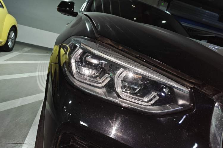 Used BMW X3 2021 Restyled xDrive30i Leading Edition M Sport Package Right Front Headlight
