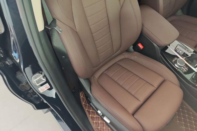Used BMW X3 2021 Facelift xDrive28i M Sport Package Right Front Seat