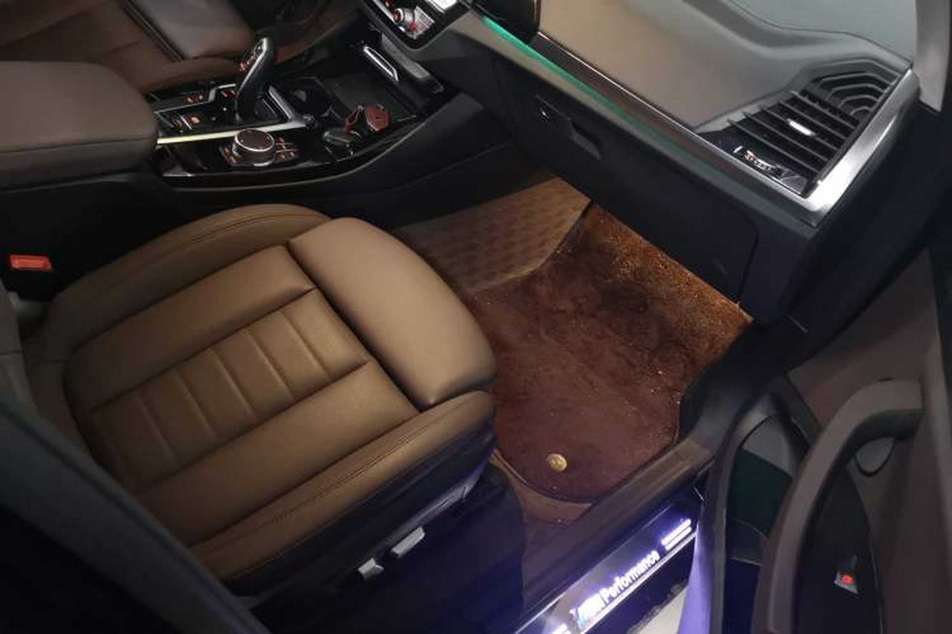 Used BMW X3 2021 Restyled xDrive25i M Sport Package Right Front Seat