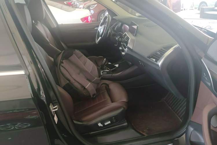 Used BMW X3 2021 xDrive28i M Sport Package Right Front Seat