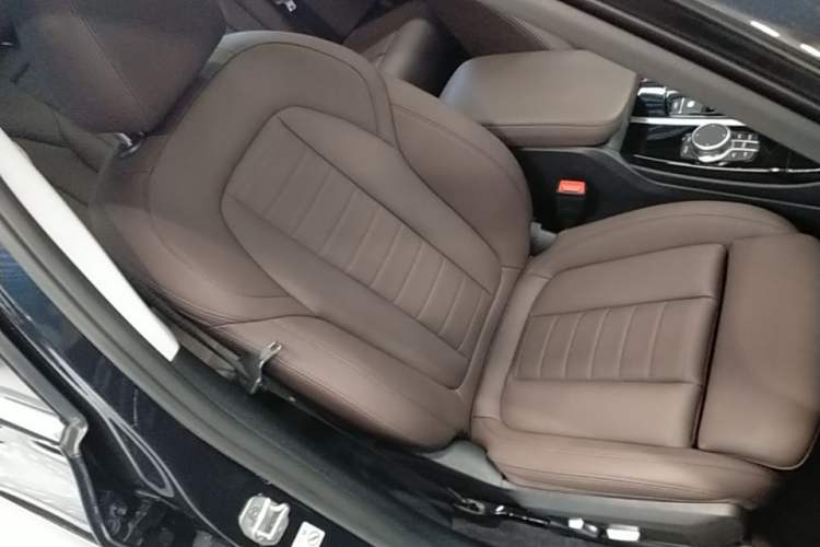 Used BMW X3 2021 xDrive25i M Sport Package Right Front Seat