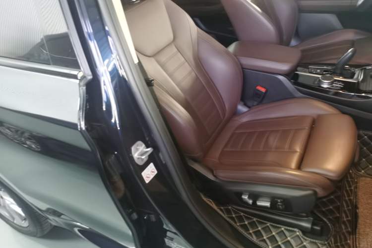 Used BMW X3 2021 xDrive28i M Sport Package Right Front Seat