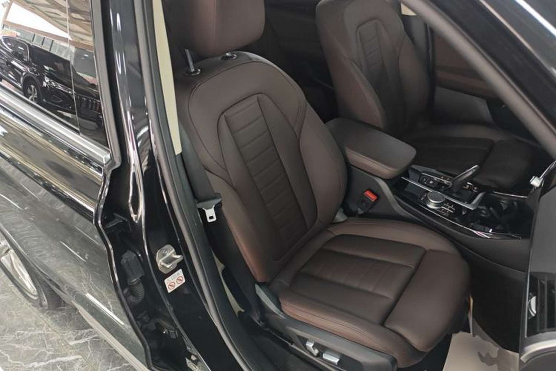 Used BMW X3 2021 xDrive25i Luxury Package Right Front Seat
