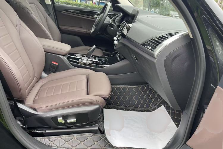 Used BMW X3 2021 xDrive25i M Sport Package Right Front Seat