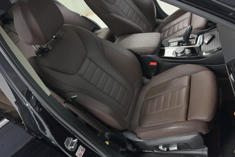Used BMW X3 2021 Facelift xDrive28i M Sport Package Right Front Seat