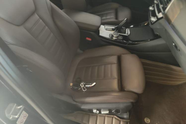 Used BMW X3 2021 xDrive28i M Sport Package Right Front Seat
