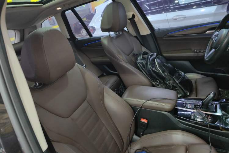 Used BMW X3 2021 xDrive28i M Sport Package Right Front Seat