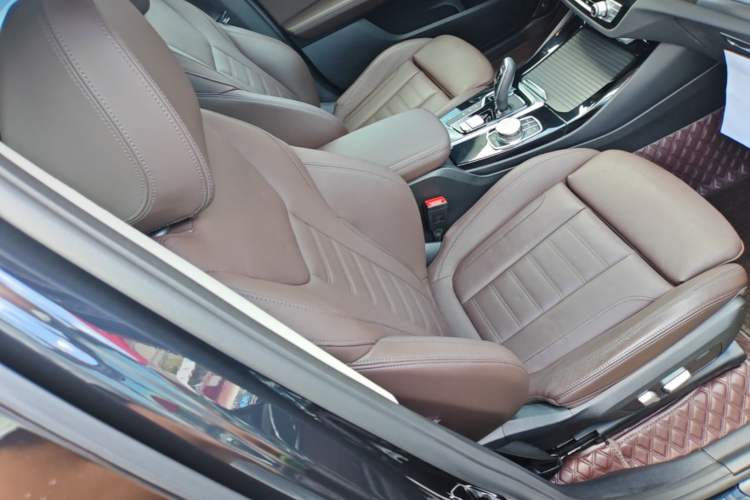 Used BMW X3 2021 Restyled xDrive30i Leading Edition M Sport Package Right Front Seat