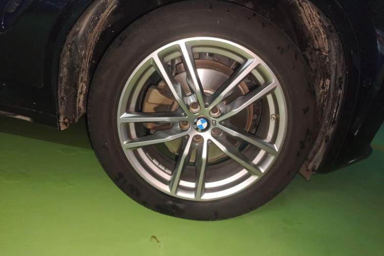 Used BMW X3 2021 xDrive28i M Sport Package Right Front Wheel Hub