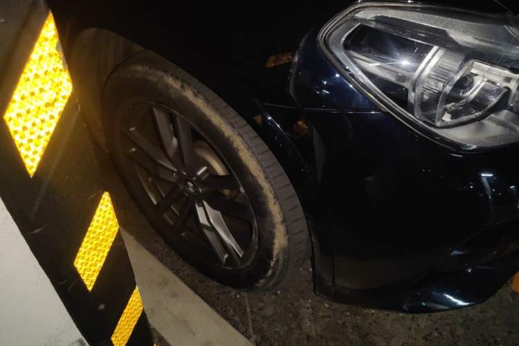Used BMW X3 2021 xDrive25i M Sport Package Right Front Wheel Hub