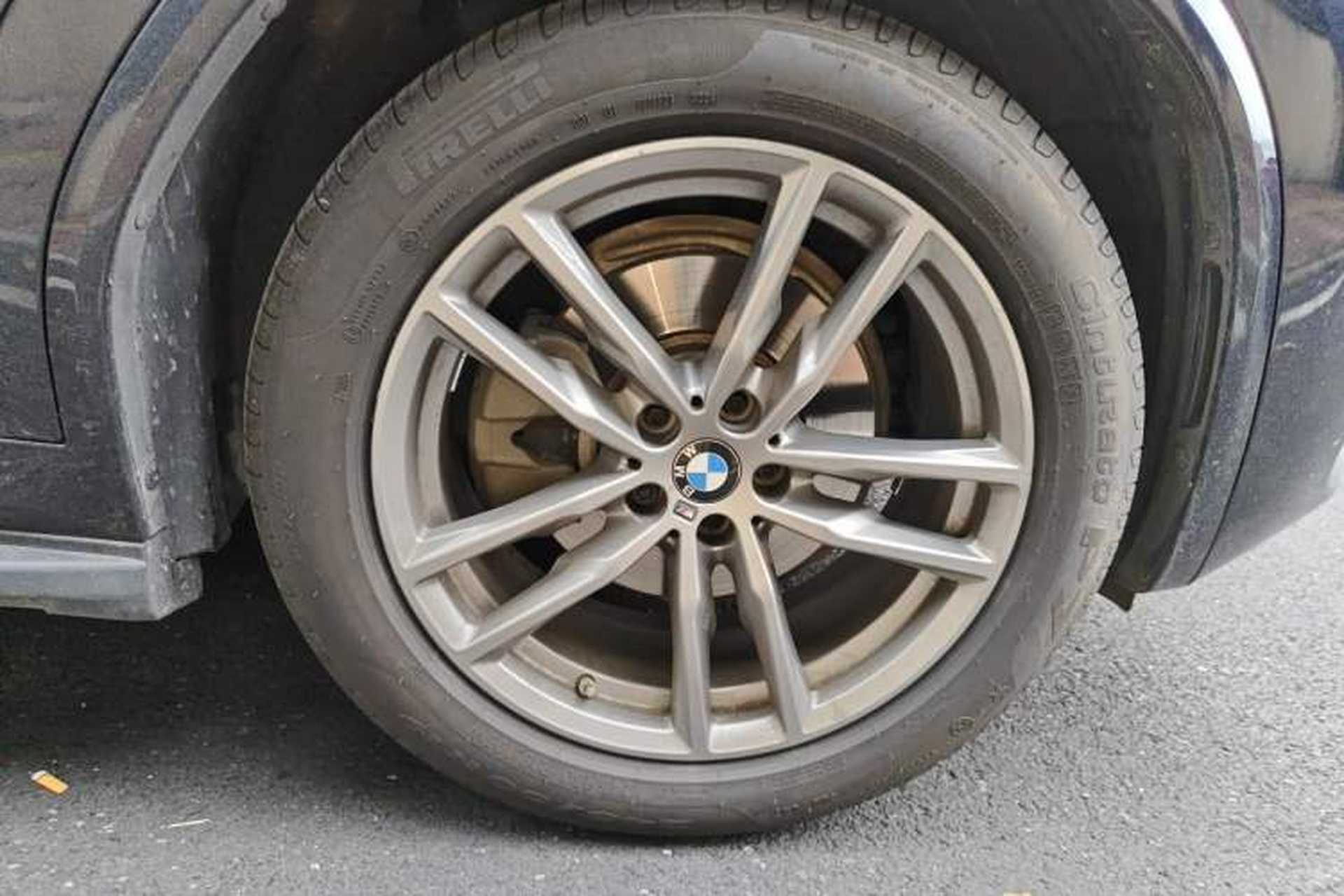 Used BMW X3 2021 xDrive25i M Sport Package Right Front Wheel Hub