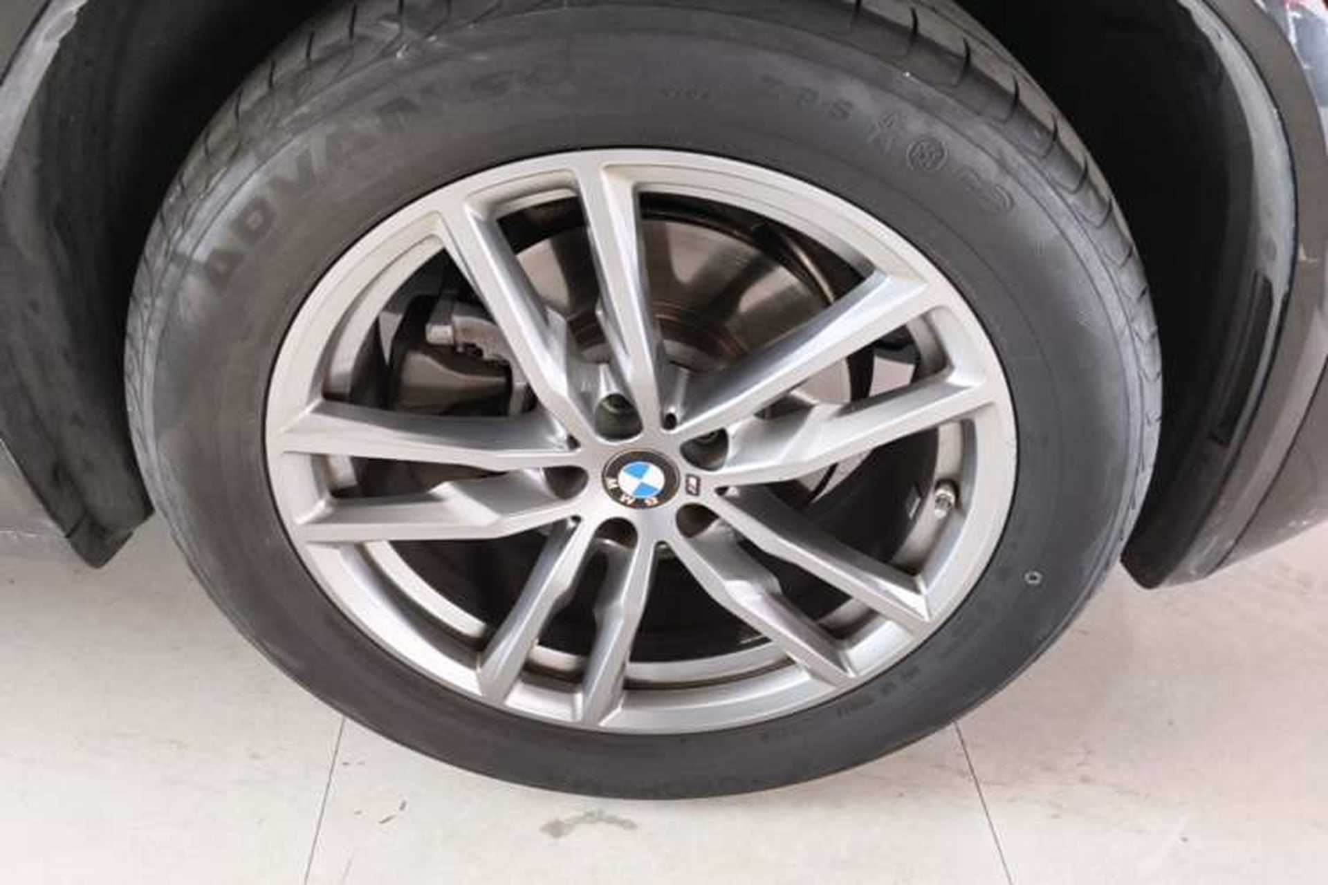 Used BMW X3 2021 xDrive25i M Sport Package Right Front Wheel Hub