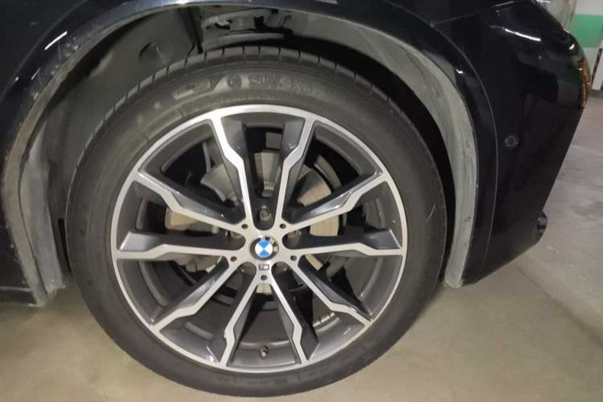 Used BMW X3 2021 xDrive30i Luxury Model with M Sport Package Right Front Wheel Hub
