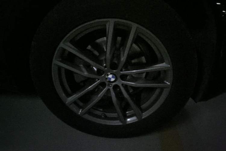 Used BMW X3 2021 xDrive28i M Sport Package Right Front Wheel Hub