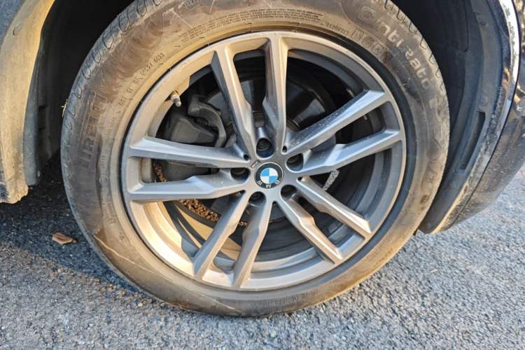 Used BMW X3 2021 xDrive28i M Sport Package Right Front Wheel Hub