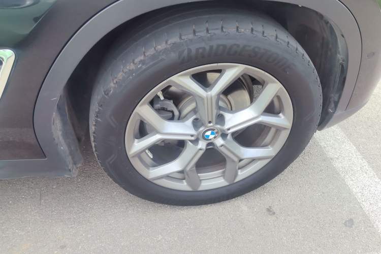 Used BMW X3 2021 Facelift xDrive28i Luxury Package Right Front Wheel Hub