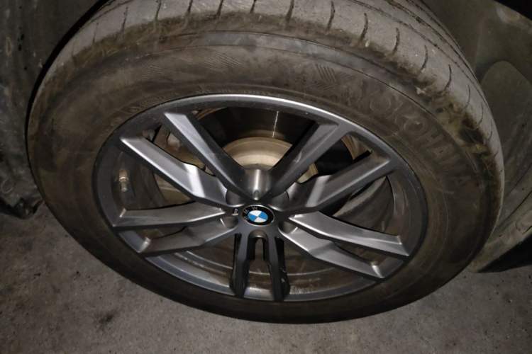 Used BMW X3 2021 Restyled xDrive25i M Sport Package Right Front Wheel Hub