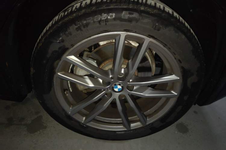 Used BMW X3 2021 Restyled xDrive25i M Sport Package Right Front Wheel Hub