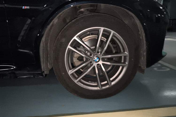 Used BMW X3 2021 Restyled xDrive25i M Sport Package Right Front Wheel Hub