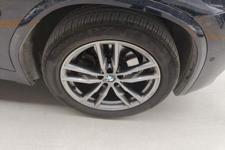 Used BMW X3 2021 Facelift xDrive28i M Sport Package Right Front Wheel Hub