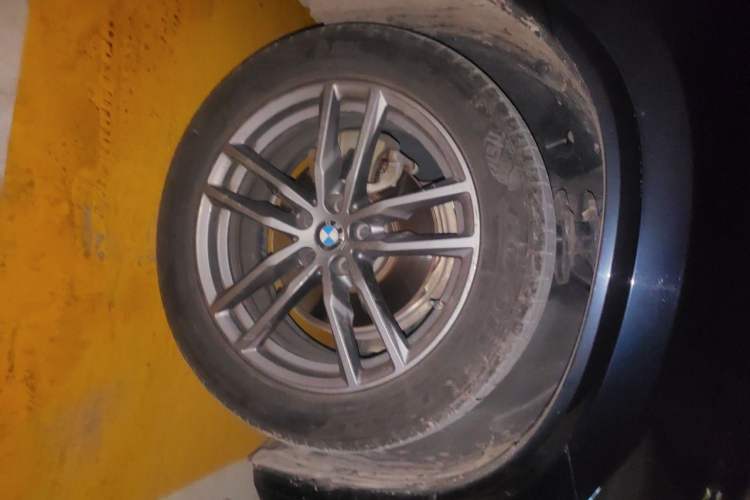 Used BMW X3 2021 xDrive28i M Sport Package Right Front Wheel Hub