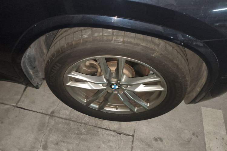 Used BMW X3 2021 xDrive28i M Sport Package Right Front Wheel Hub