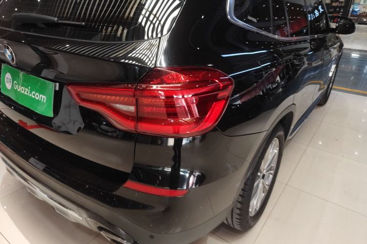 Used BMW X3 2021 xDrive25i Luxury Package Right Rear Taillight