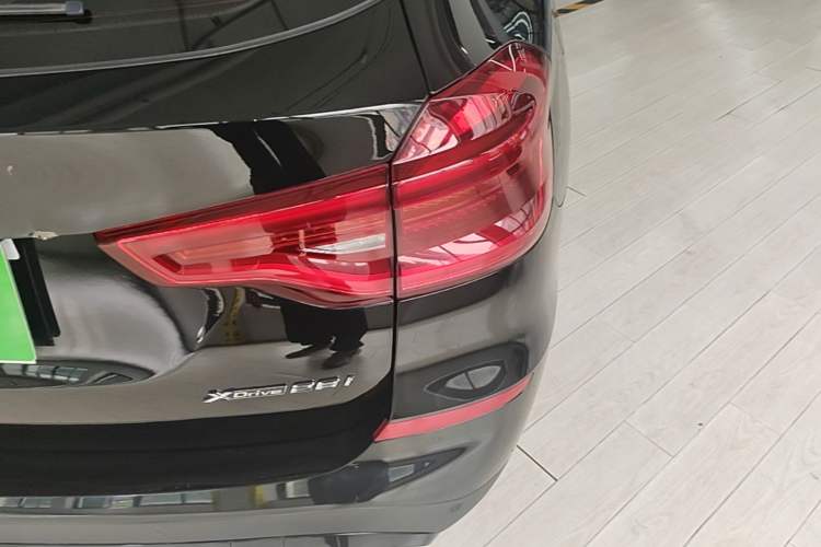 Used BMW X3 2021 xDrive28i Luxury Package Right Rear Taillight