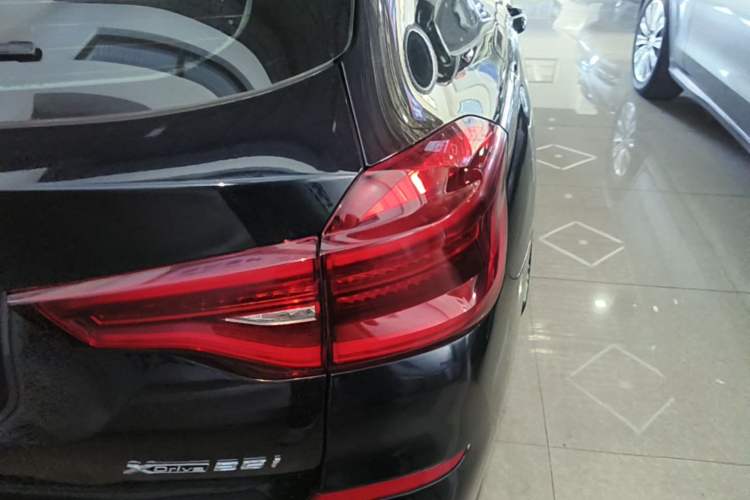Used BMW X3 2021 xDrive25i M Sport Package Right Rear Taillight