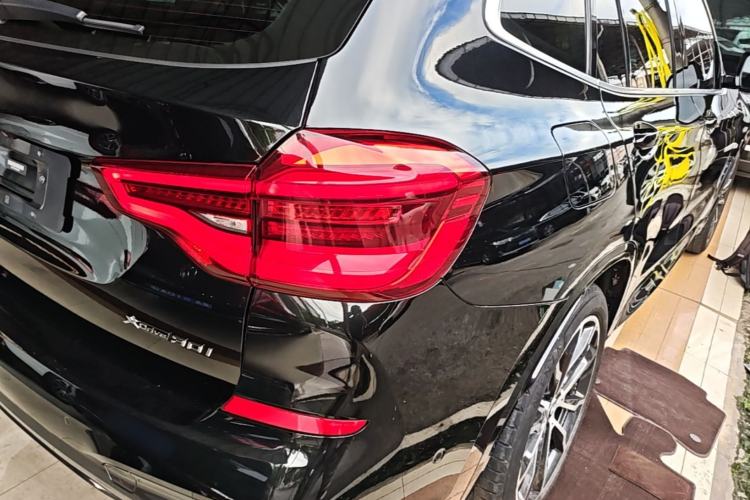 Used BMW X3 2021 xDrive30i Luxury Model with M Sport Package Right Rear Taillight