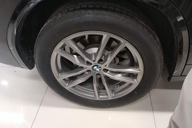 Used BMW X3 2021 xDrive25i M Sport Package Right Rear Wheel Hub